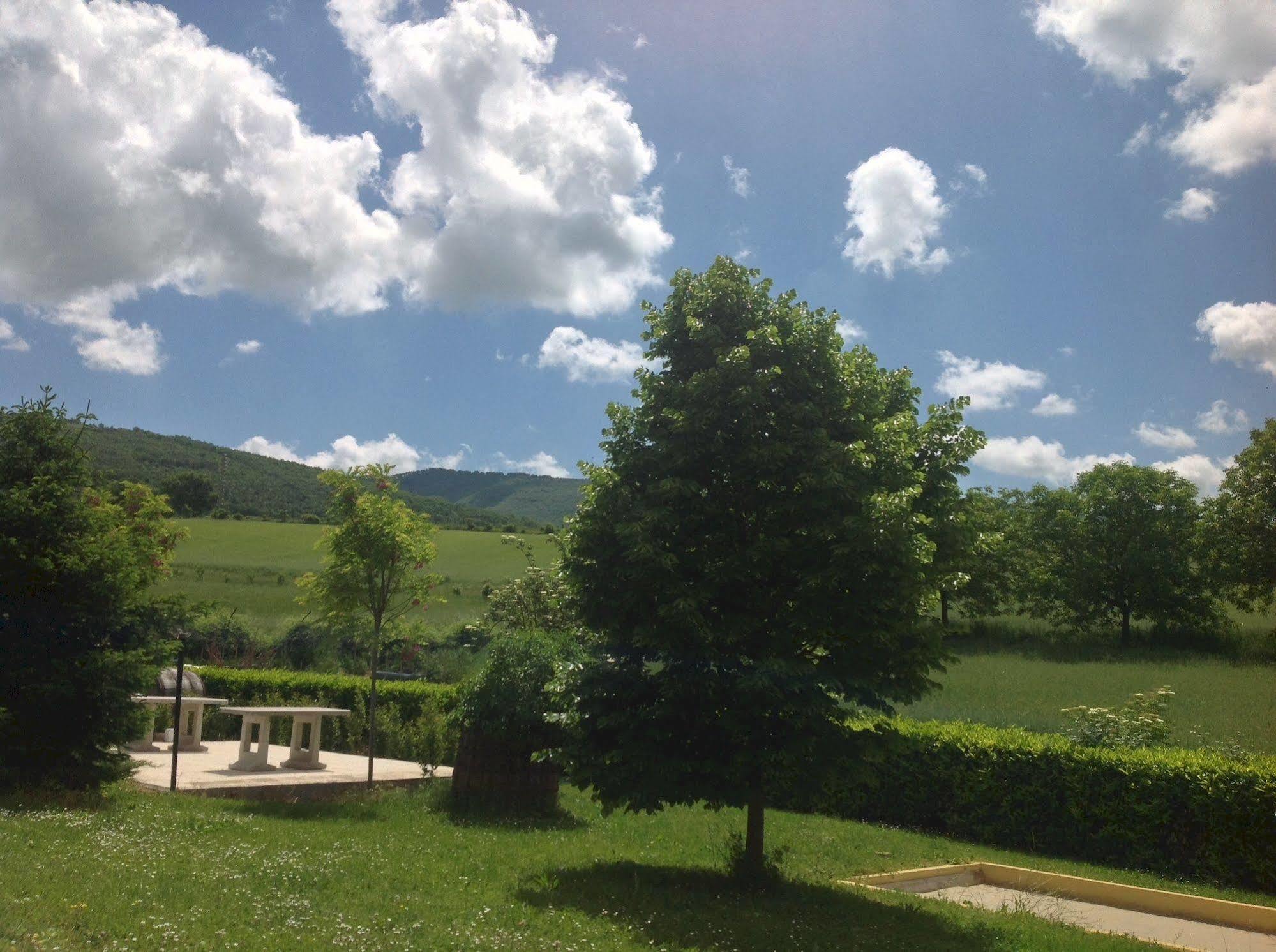 Valle Del Poggio ノチェーラ・ウンブラ エクステリア 写真