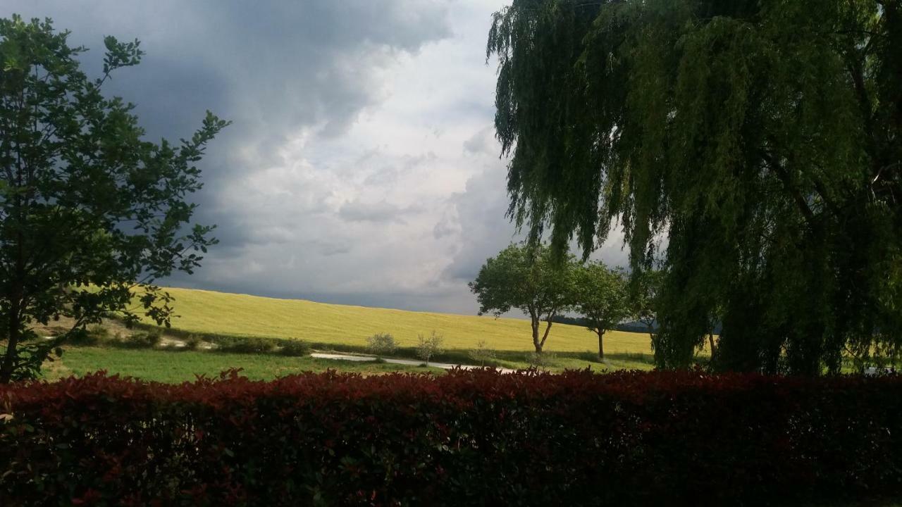 Valle Del Poggio ノチェーラ・ウンブラ エクステリア 写真